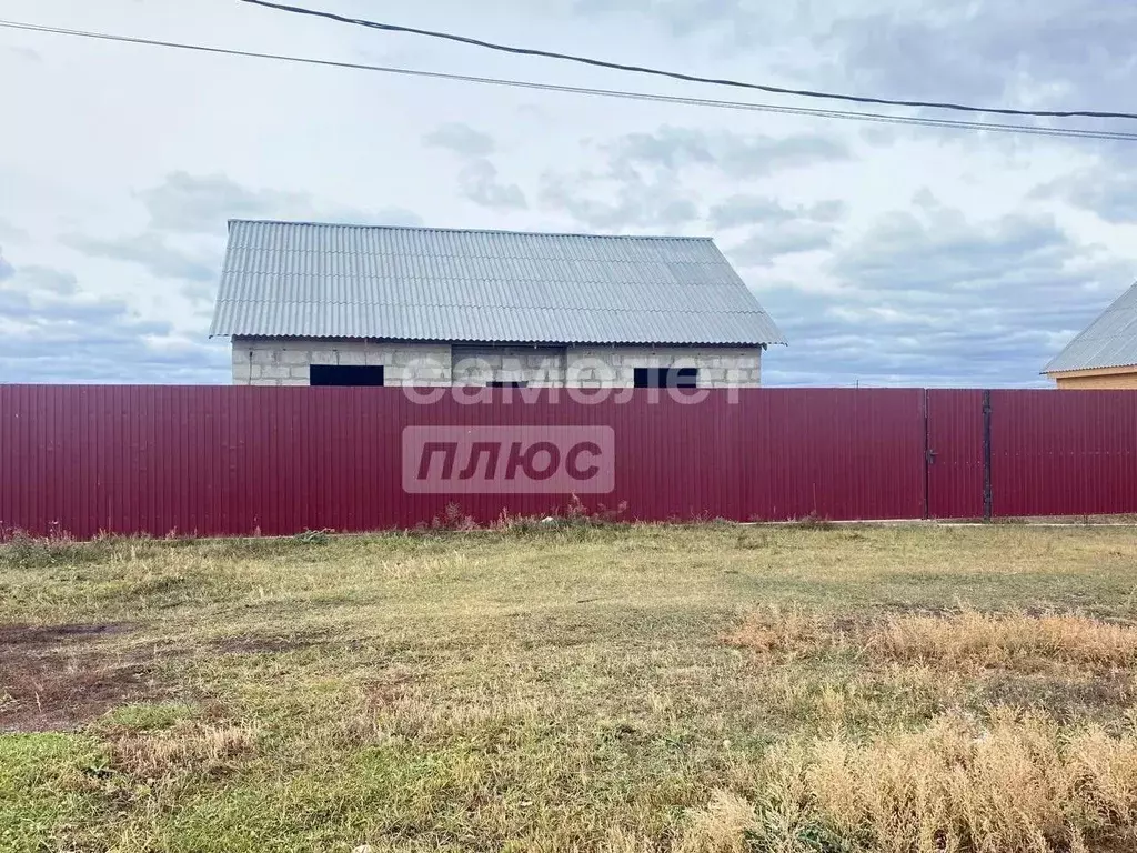 Дом в Иркутская область, Эхирит-Булагатский район, пос. Усть-Ордынский ... - Фото 1