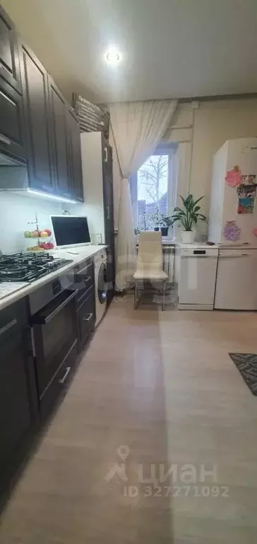 3-к кв. Псковская область, Печоры Юрьевская ул., 56 (58.9 м) - Фото 1