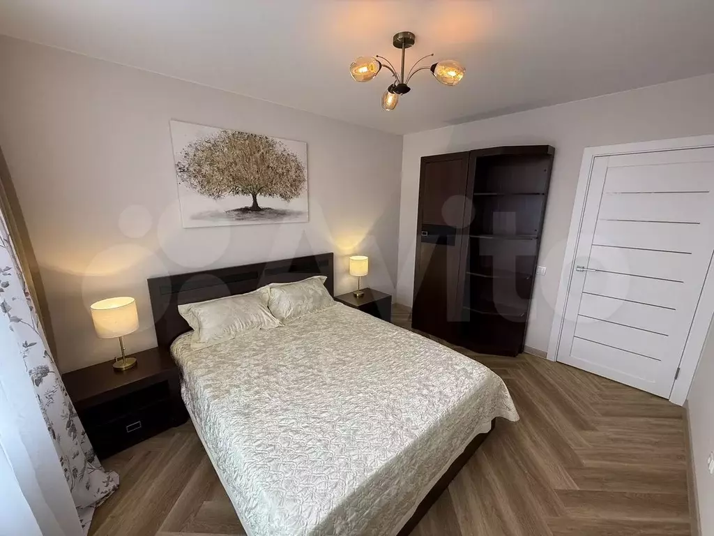 1-к. квартира, 38 м, 8/10 эт. - Фото 1