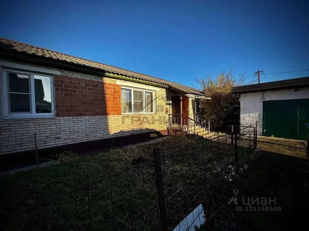 3-к кв. Новгородская область, Малая Вишера Пушкинская ул., 10 (63.9 м) - Фото 2