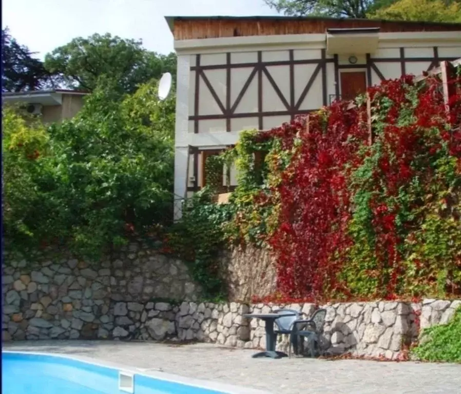 Дом в Крым, Ялта муниципальный округ, Ливадия пгт пер. ... - Фото 1