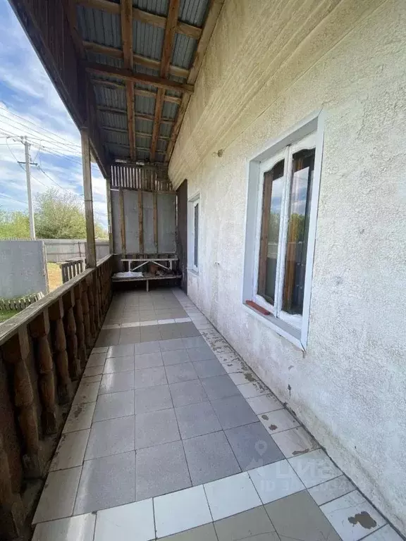 Дом в Оренбургская область, с. Илек ул. Чапаевская (250 м) - Фото 1