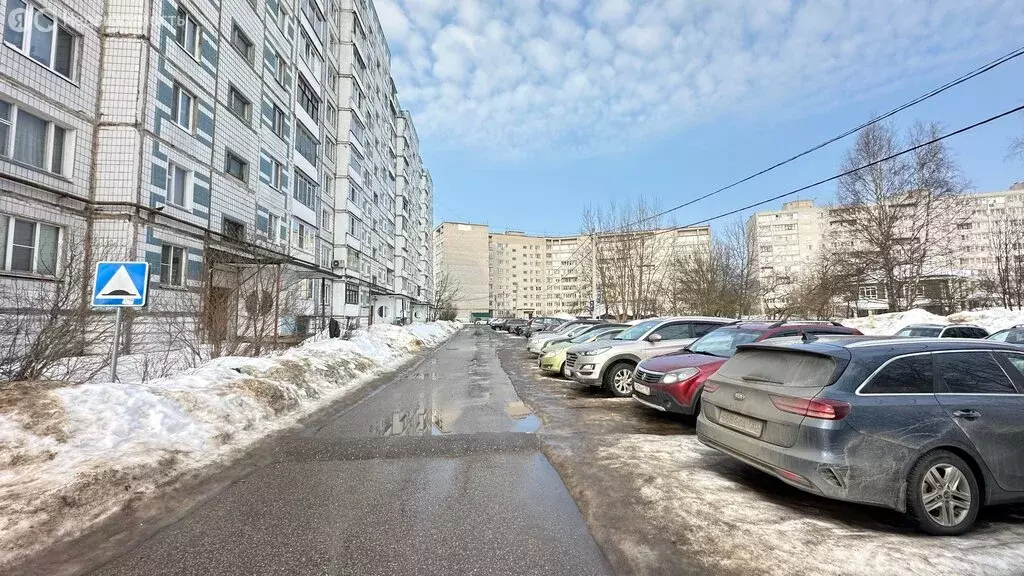 3-комнатная квартира: Хотьково, улица Майолик, 4 (70 м) - Фото 2