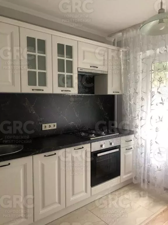 1-к кв. Краснодарский край, Сочи Гагарина мкр, ул. Красноармейская, ... - Фото 1