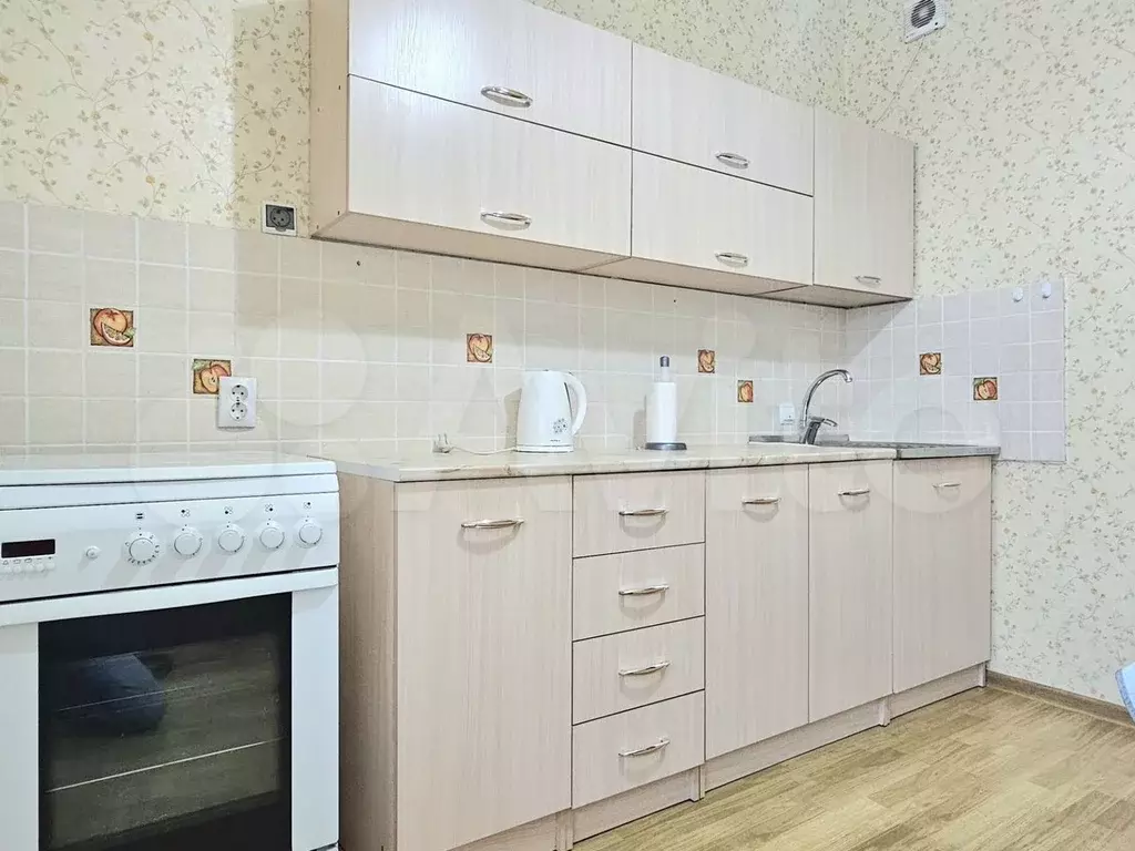 1-к. квартира, 44 м, 3/10 эт. - Фото 0