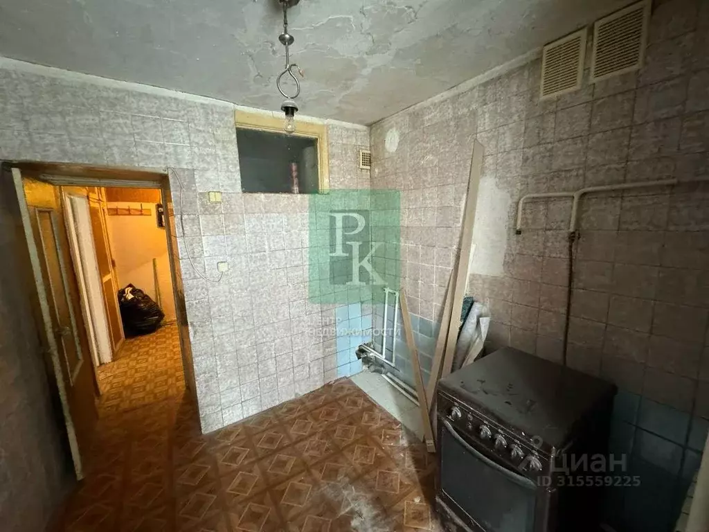 2-к кв. Севастополь ул. Маршала Крылова, 21 (42.8 м) - Фото 1