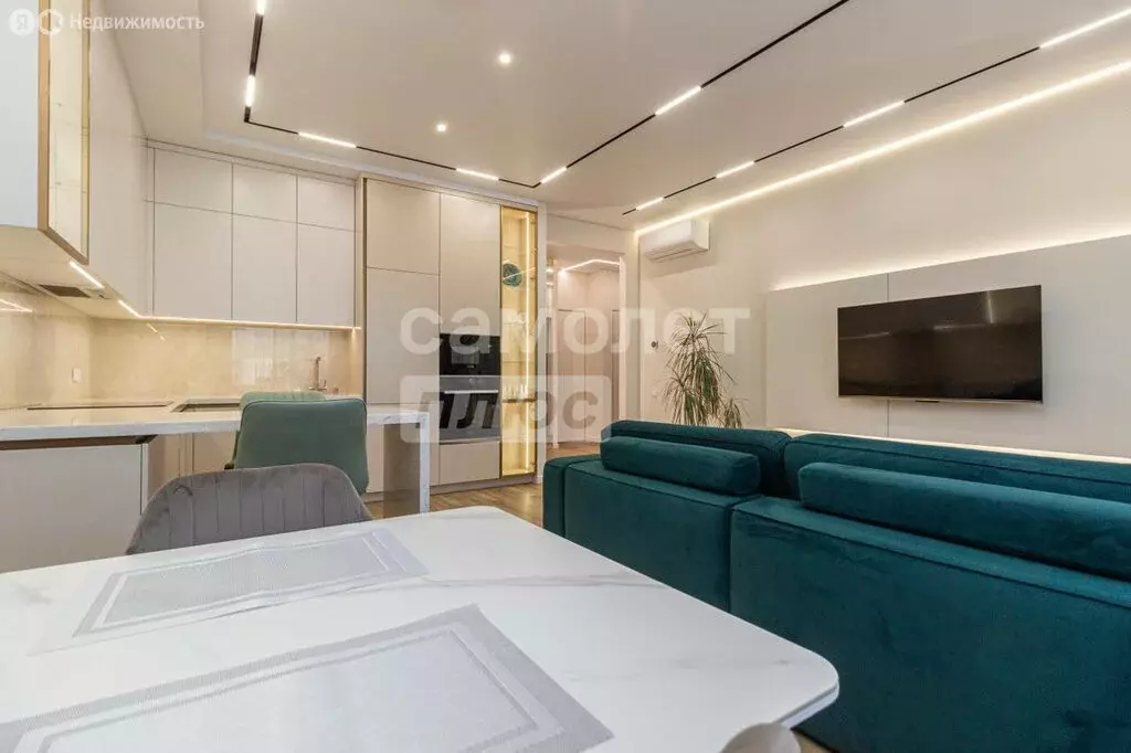 3-комнатная квартира: Уфа, улица Цюрупы, 30 (76.4 м) - Фото 2