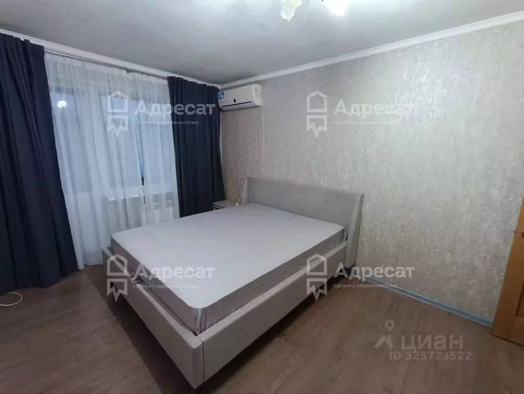 2-к кв. Волгоградская область, Волгоград ул. Кирова, 129 (42.0 м) - Фото 1