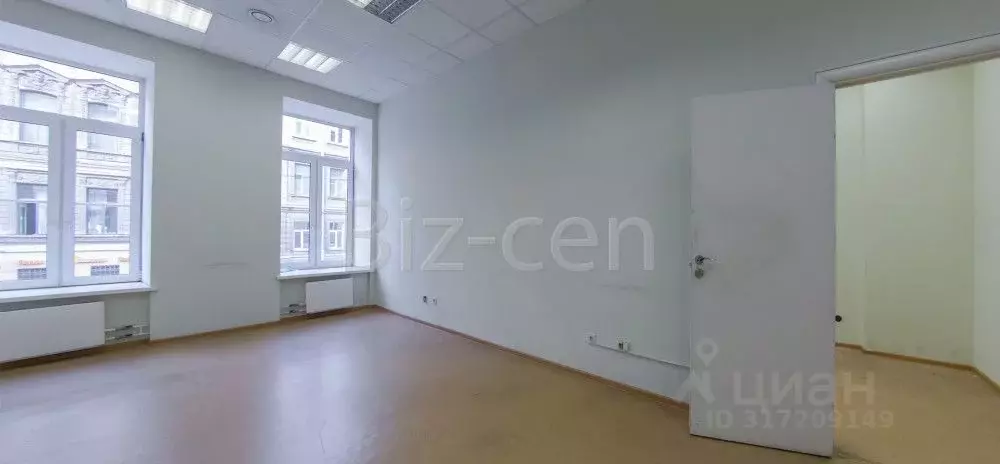 Офис в Санкт-Петербург ул. Радищева, 39Д (43 м) - Фото 1