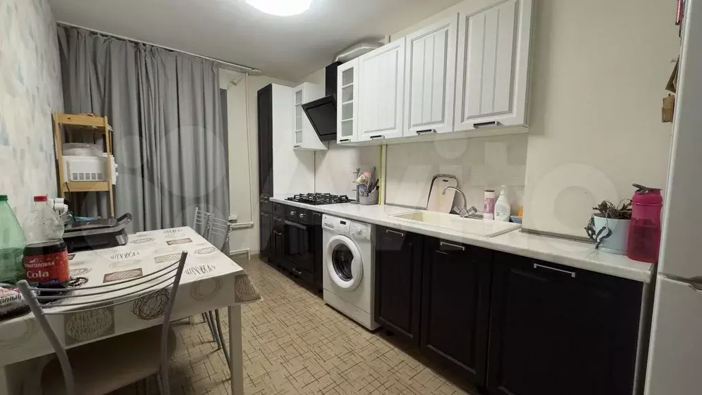 3-к. квартира, 63 м, 2/9 эт. - Фото 0