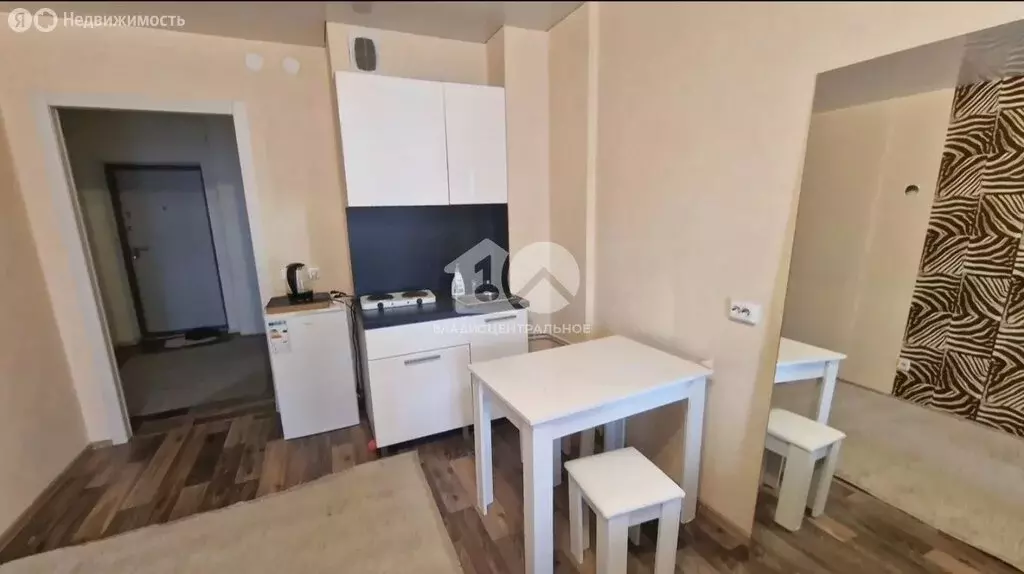 Квартира-студия: Новосибирск, улица Ясный Берег, 10 (27 м) - Фото 1