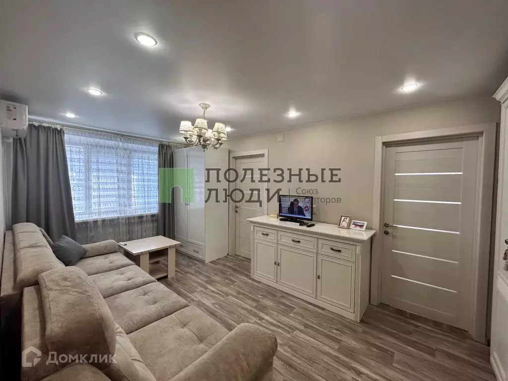 Продаётся 4-к квартира, 60.9 м - Фото 0