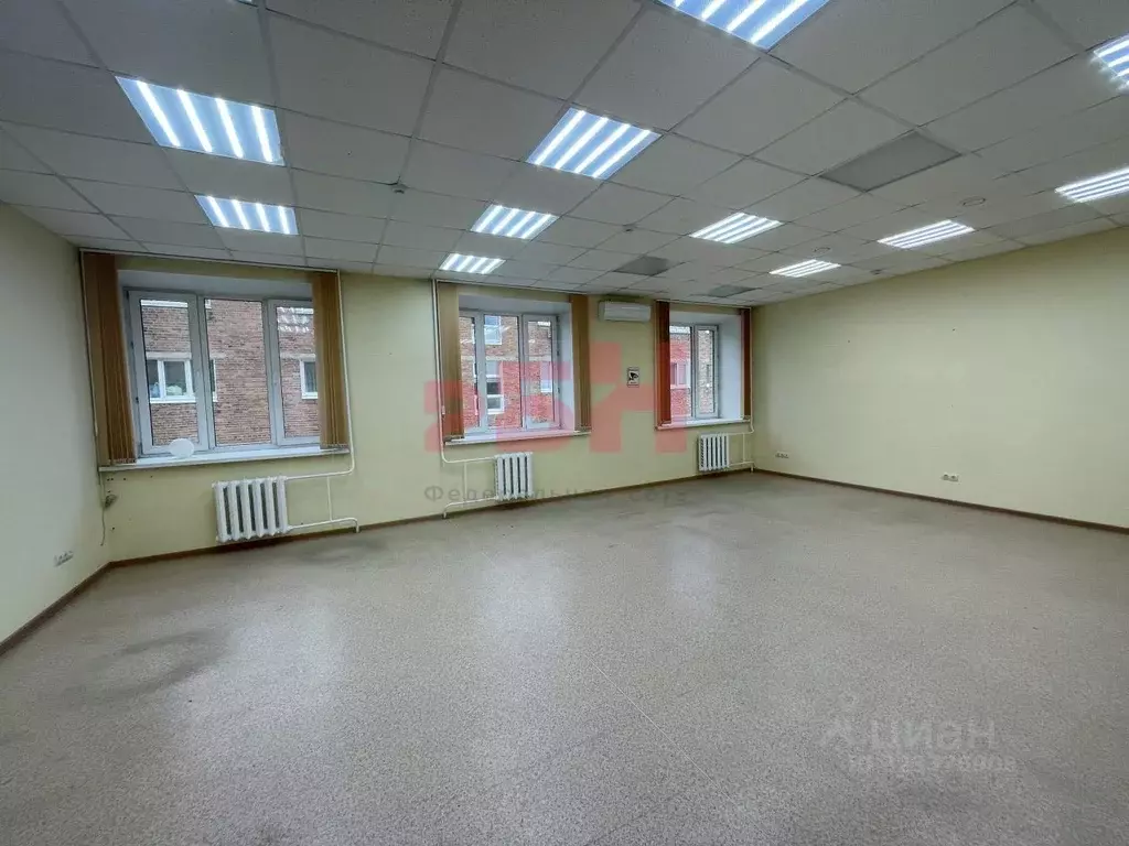 Офис в Тюменская область, Тюмень ул. Мельникайте, 85А (34 м) - Фото 0