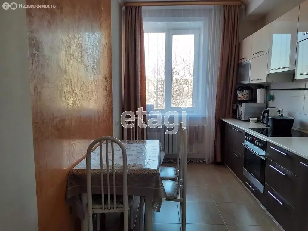 3-комнатная квартира: Улан-Удэ, 111-й микрорайон, 15 (73.7 м) - Фото 1