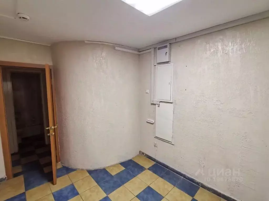 Офис в Татарстан, Набережные Челны ул. Академика Рубаненко, 12 (90 м) - Фото 2