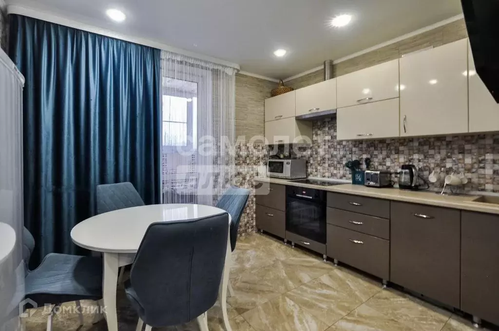 Продаётся 2-к квартира, 61.1 м - Фото 1