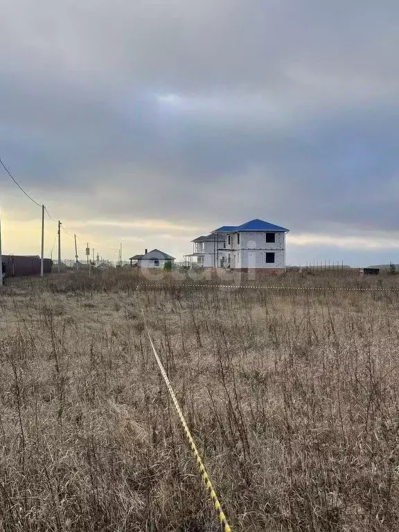 Участок в Курская область, Курский район, Моковский сельсовет, д. 1-я ... - Фото 0