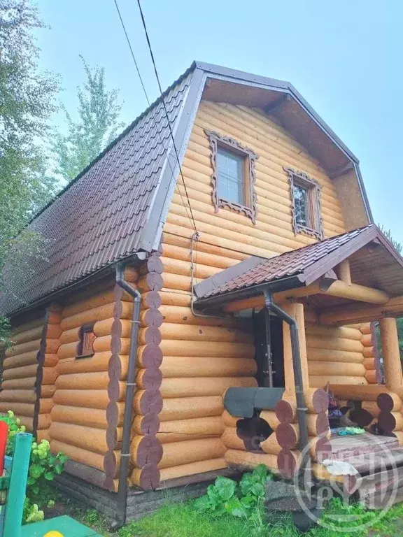 Дом в Ленинградская область, Выборгский район, Рощинское городское ... - Фото 1