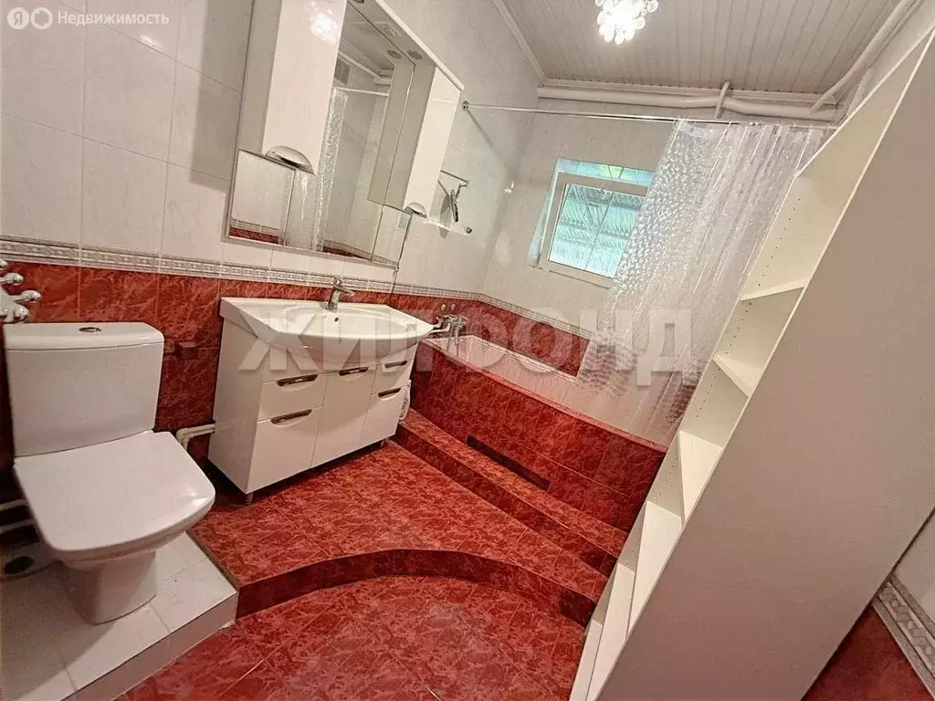 Дом в Курганинск, Платановая улица (237.8 м) - Фото 0