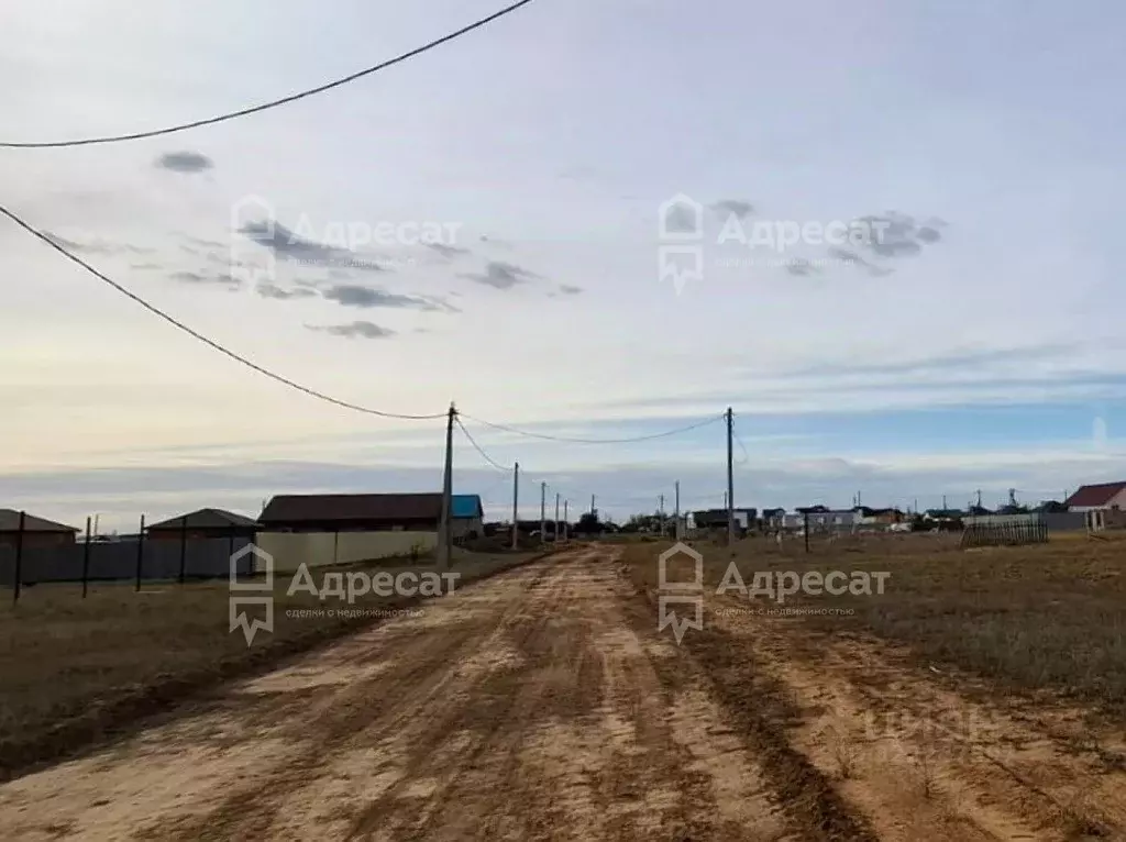 Участок в Волгоградская область, Волжский пер. Мирный (7.4 сот.) - Фото 1