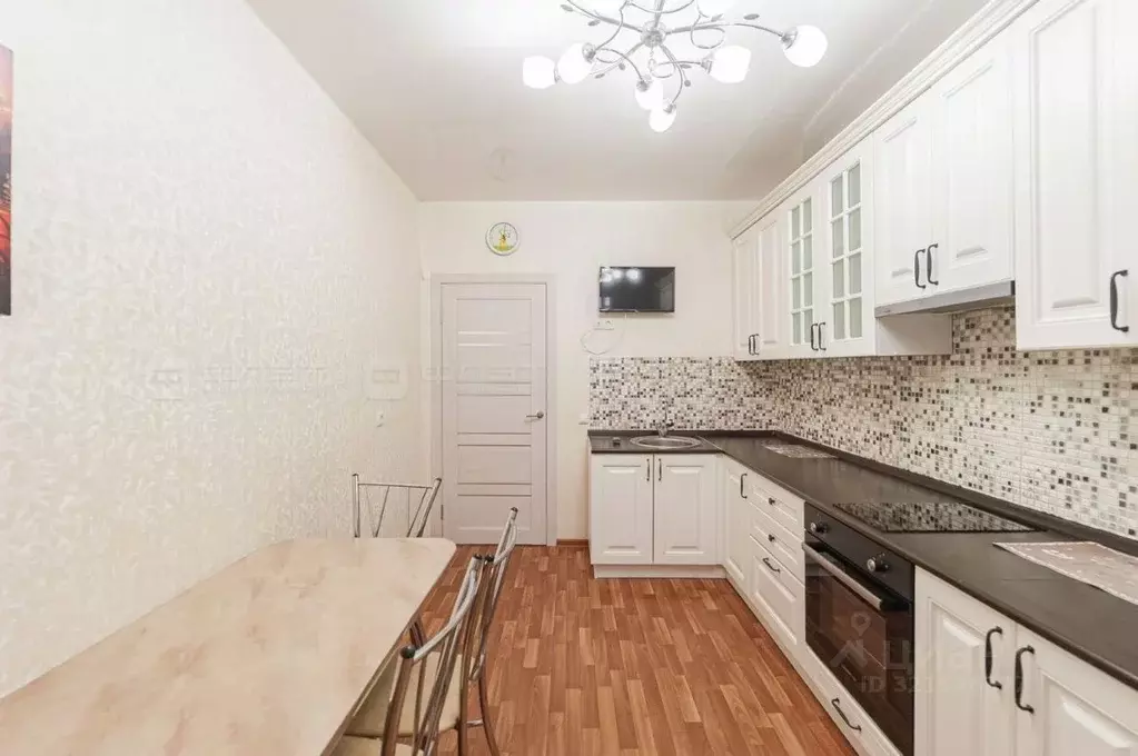 3-к кв. Татарстан, Казань ул. Баки Урманче, 6 (87.6 м) - Фото 0