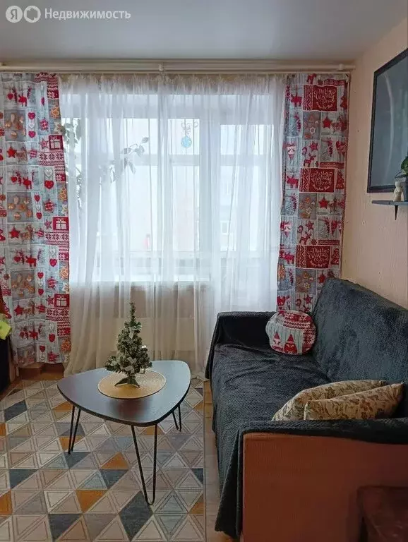 1-комнатная квартира: Аша, улица 40 лет Победы, 17 (31 м) - Фото 1