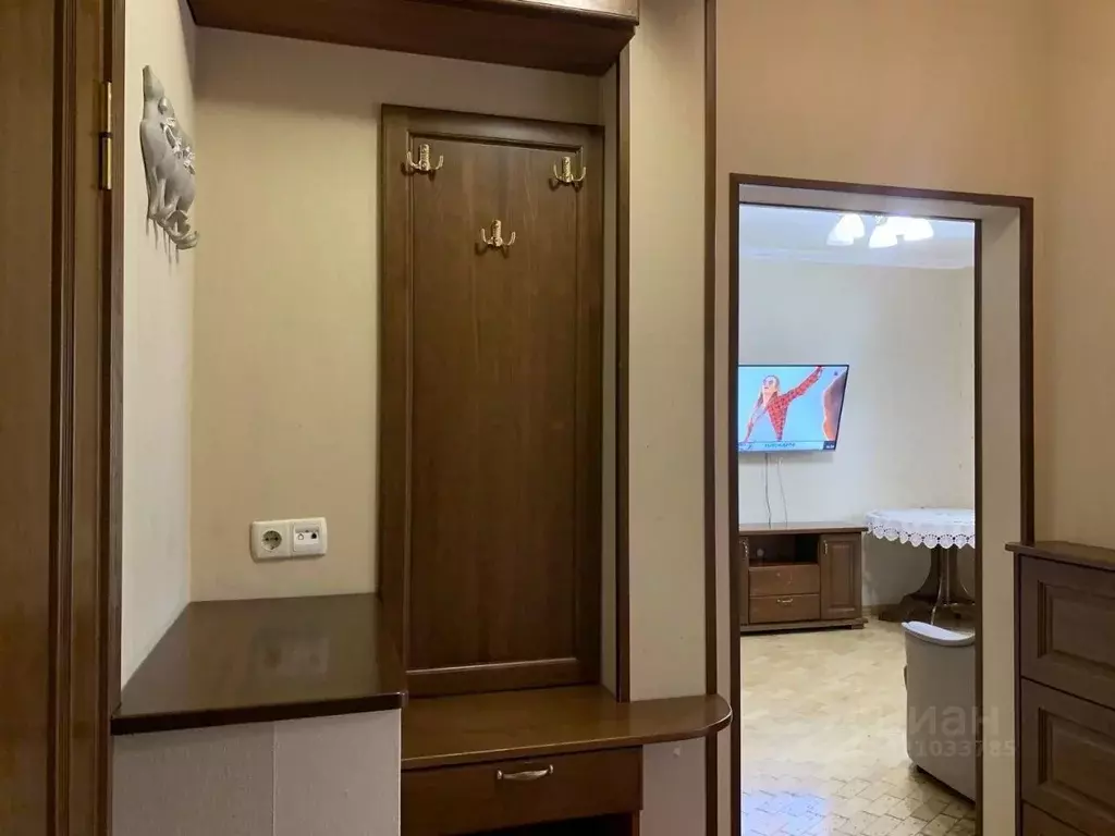 2-к кв. Крым, Ялта ул. Тренева, 3 (43.0 м) - Фото 1