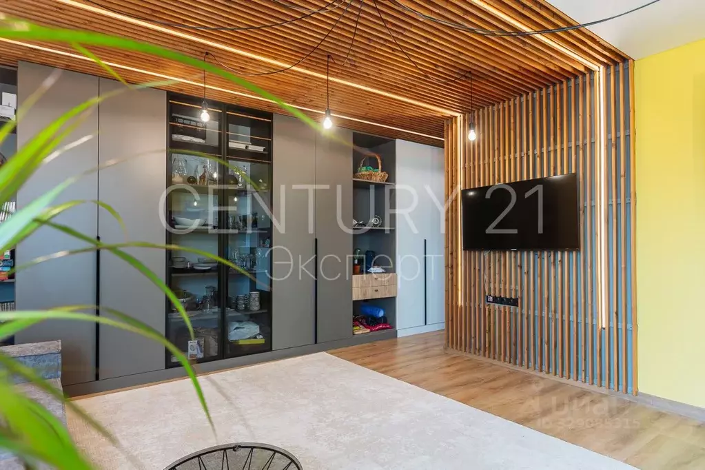 2-к кв. Калининградская область, Калининград Орудийная ул., 32Б (64.7 ... - Фото 1