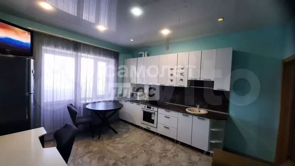 2-к. квартира, 54 м, 4/4 эт. - Фото 0
