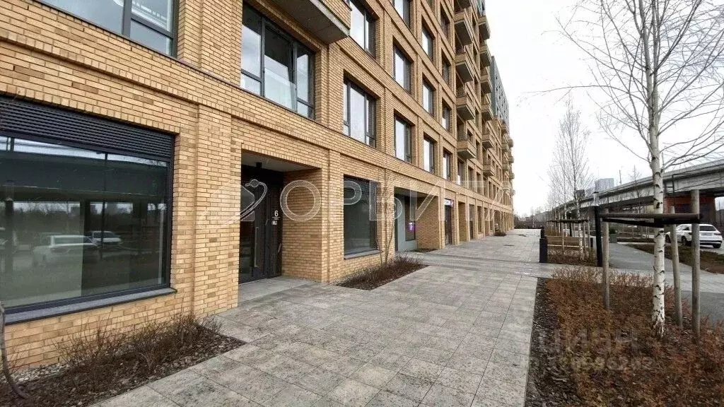 Помещение свободного назначения в Тюменская область, Тюмень Причальная ... - Фото 1