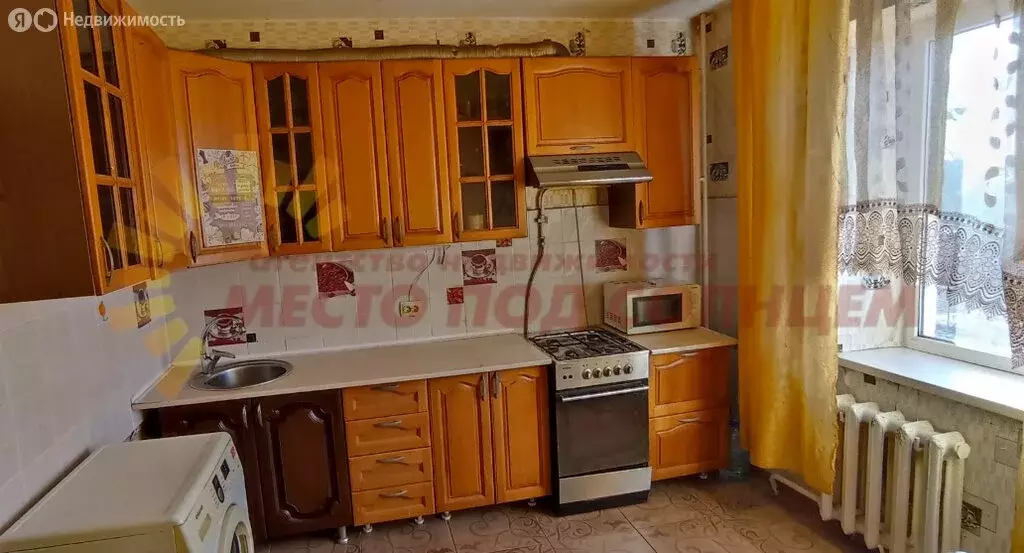 3-комнатная квартира: Ейск, Краснодарская улица, 265 (93.1 м) - Фото 2