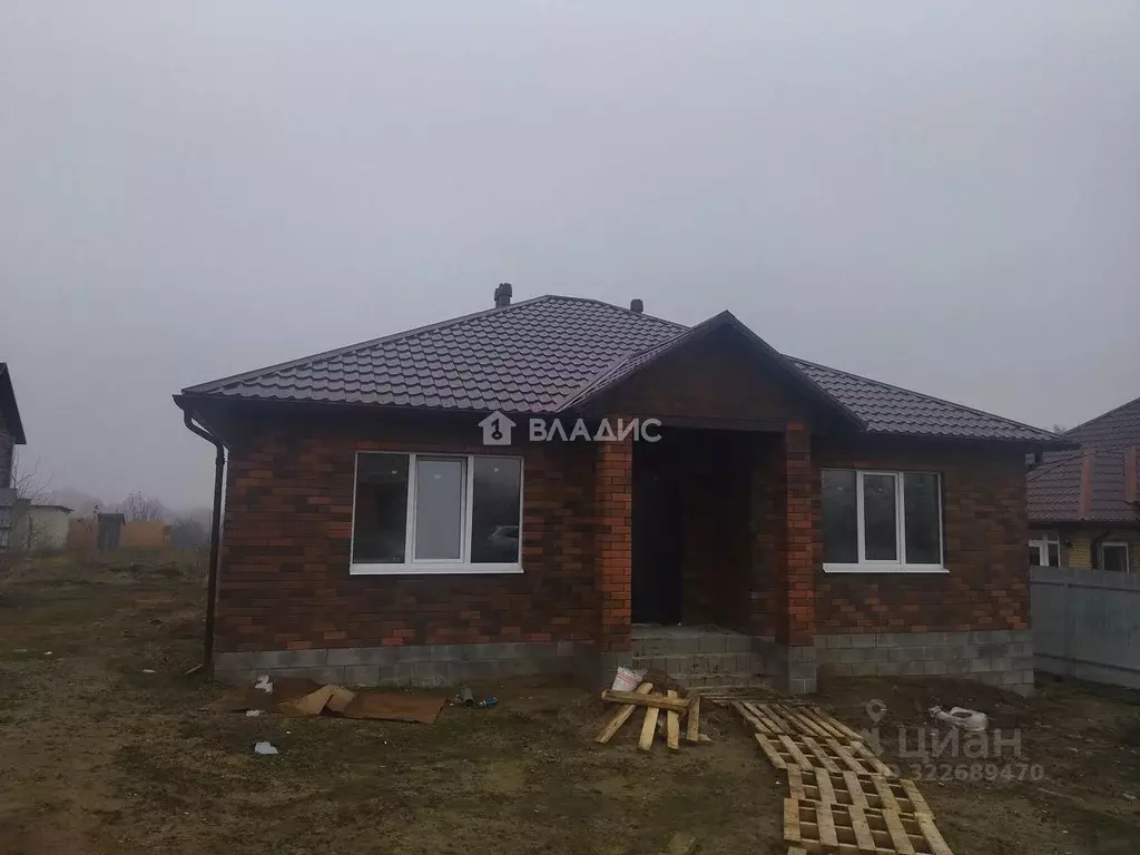 Дом в Белгородская область, Белгородский район, с. Стрелецкое ул. ... - Фото 1