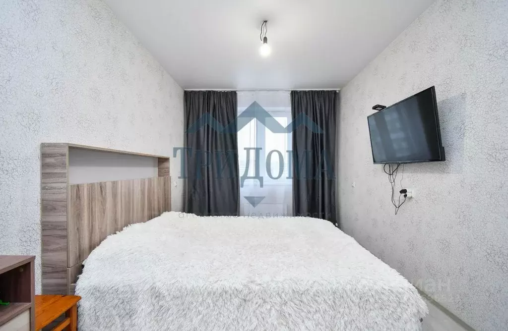 4-к кв. Красноярский край, Красноярск ул. Апрельская, 4Б (82.0 м) - Фото 0