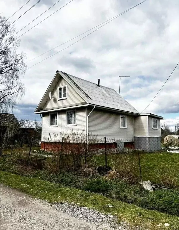 Дом в Ленинградская область, Любань Тосненский район, ул. Островского ... - Фото 1