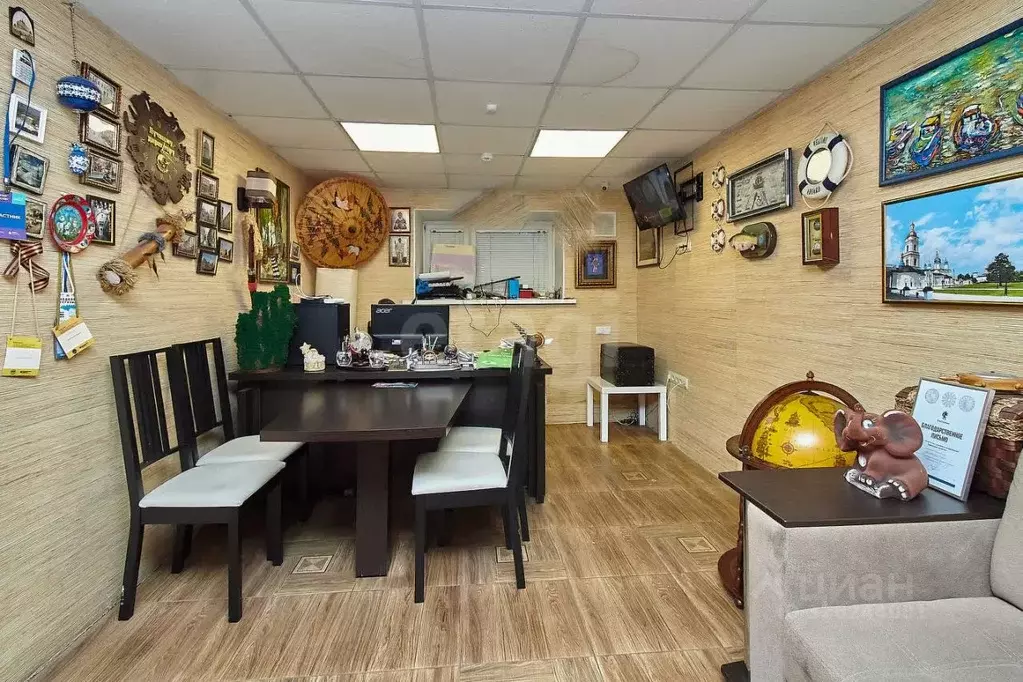 Помещение свободного назначения в Тюменская область, Тюмень ул. ... - Фото 1