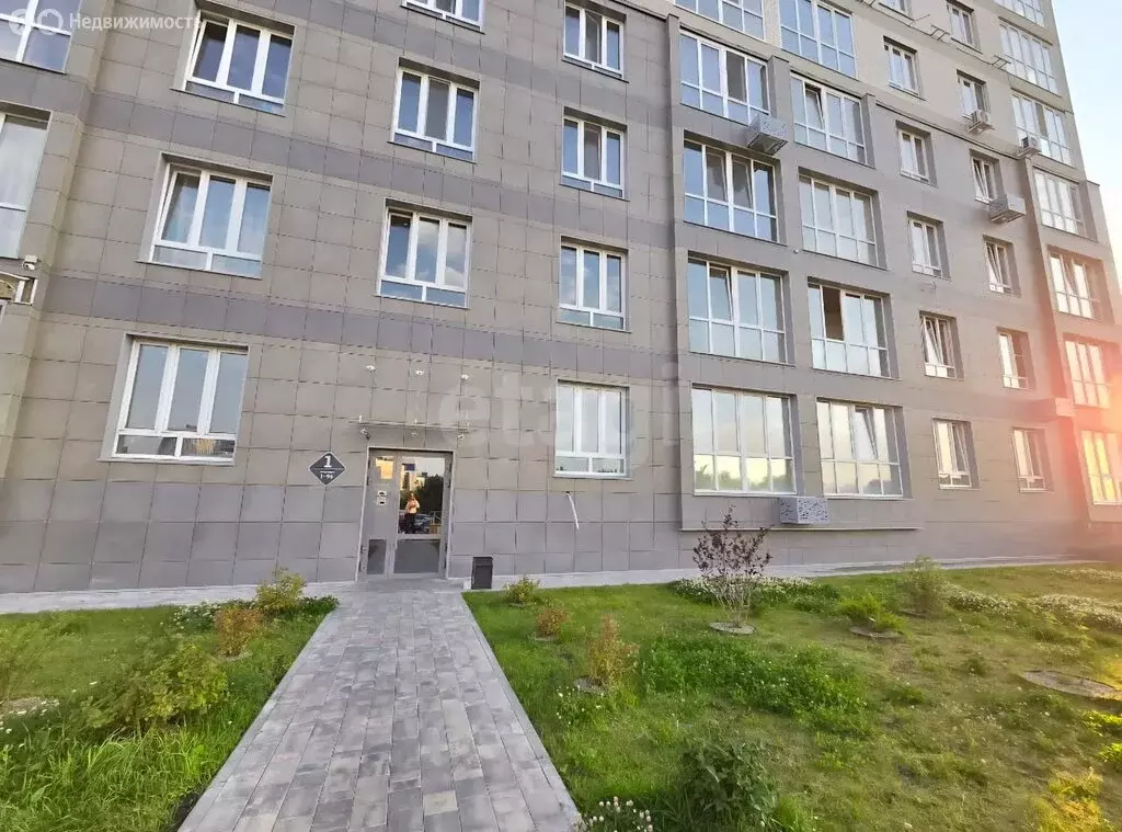 1-комнатная квартира: Брянск, Счастливая улица, 3 (57 м) - Фото 2