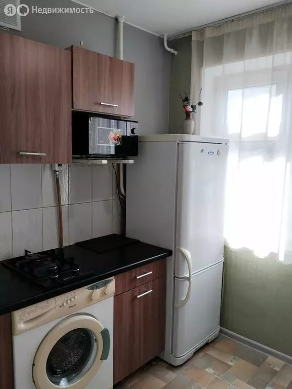 3-комнатная квартира: Миасс, улица Попова, 15 (61.6 м) - Фото 2