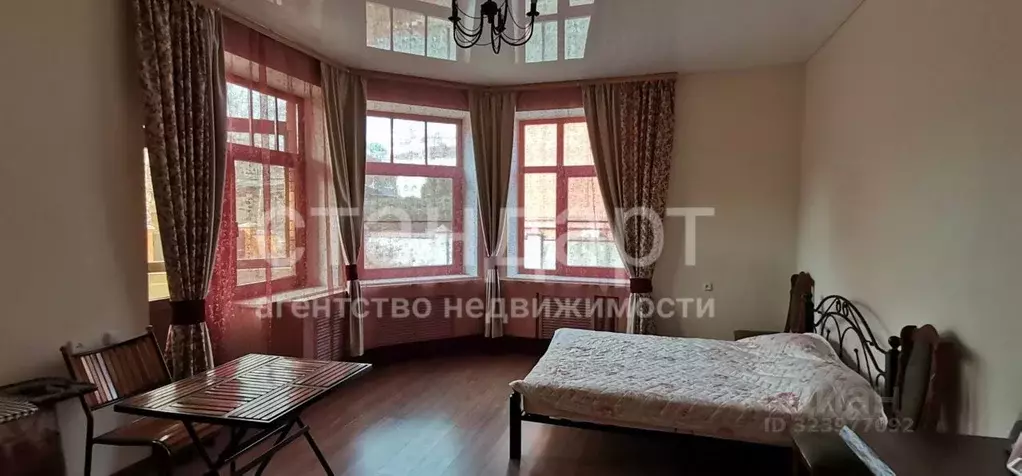 4-к кв. Ставропольский край, Ессентуки Майская ул. (169.4 м) - Фото 1