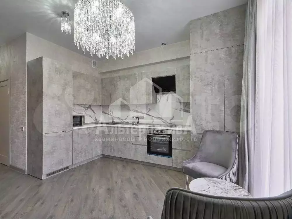 3-к. квартира, 100 м, 2/9 эт. - Фото 1