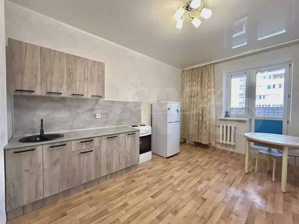 1-к. квартира, 40 м, 10/16 эт. - Фото 0