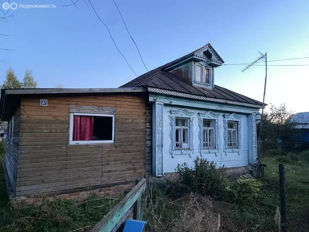 Дом в Нижегородская область, рабочий посёлок Бутурлино, Октябрьская ... - Фото 0