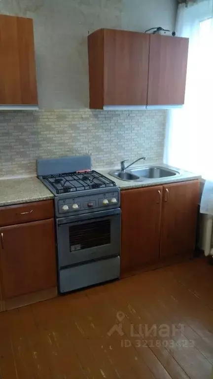 2-к кв. Карелия, Сортавальский муниципальный округ, Хелюля пгт ул. ... - Фото 1