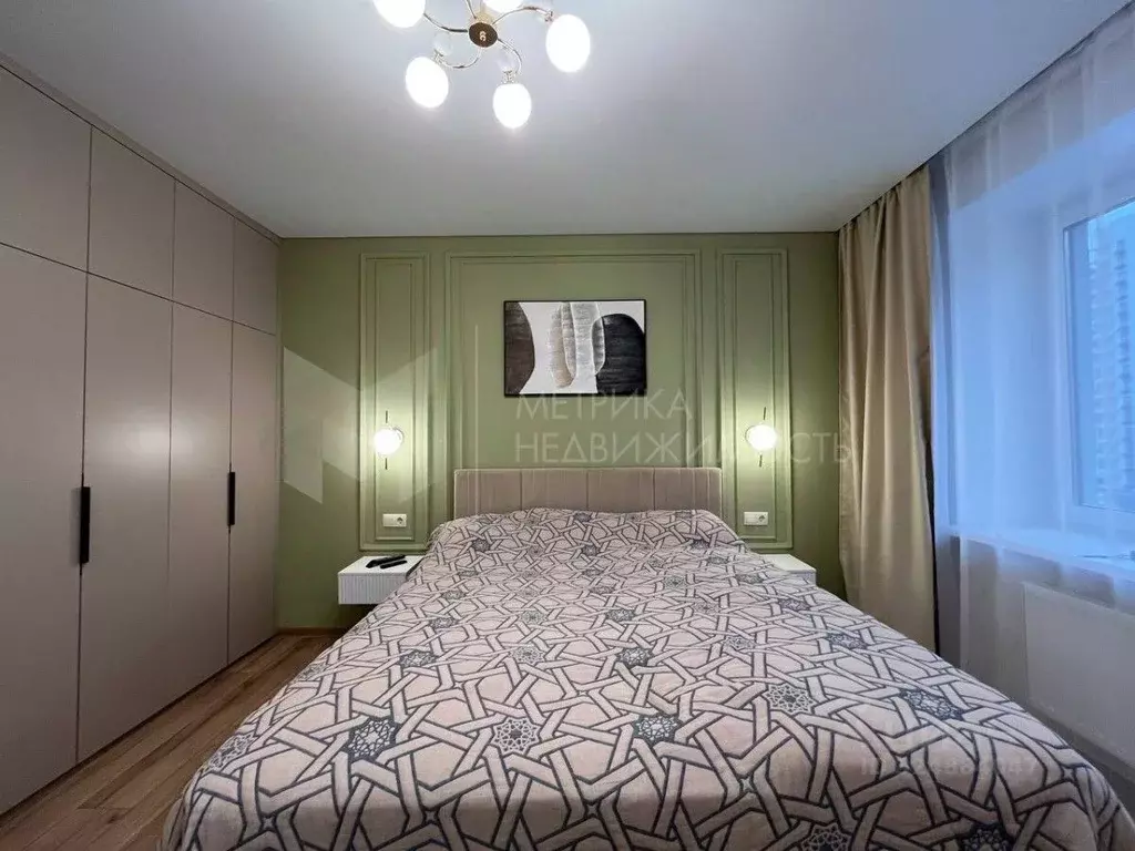 2-к кв. Тюменская область, Тюмень ул. Республики, 204к6 (72.9 м) - Фото 1