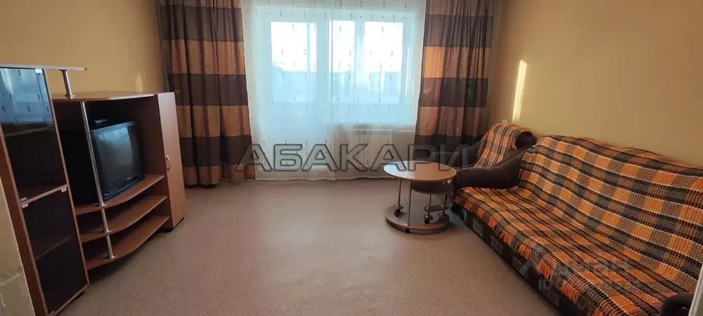 3-к кв. Красноярский край, Красноярск 9 Мая ул., 42 (67.0 м) - Фото 0