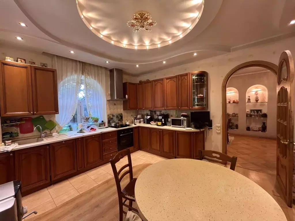 Дом в Московская область, Химки Сходня мкр, Вишневая ул., 13 (567 м) - Фото 1