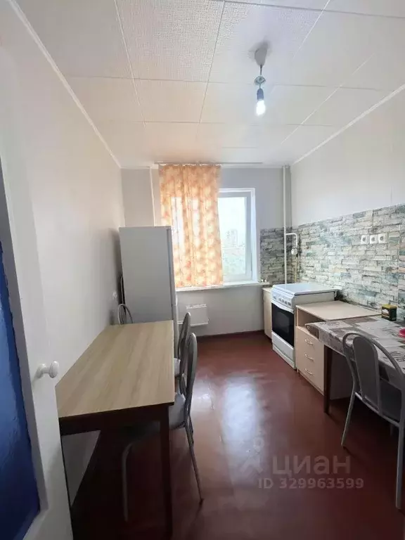 3-к кв. Псковская область, Псков Коммунальная ул., 77 (69.0 м) - Фото 2