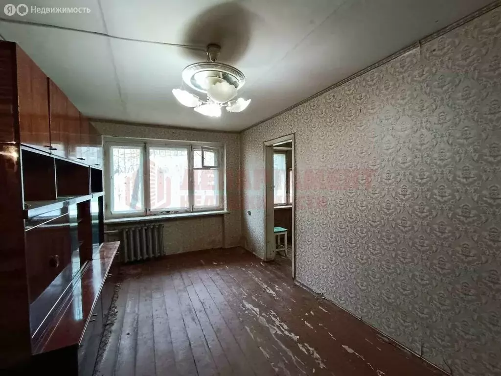 2-комнатная квартира: Астрахань, 1-я Перевозная улица, 106Б (40.9 м) - Фото 1