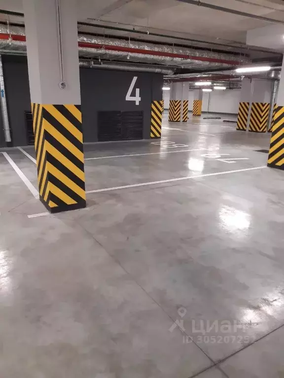 Гараж в Санкт-Петербург Петровский просп., 28к2 (13 м) - Фото 0