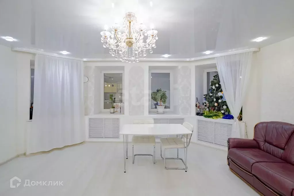 Продаётся 1-к квартира, 61.3 м - Фото 1