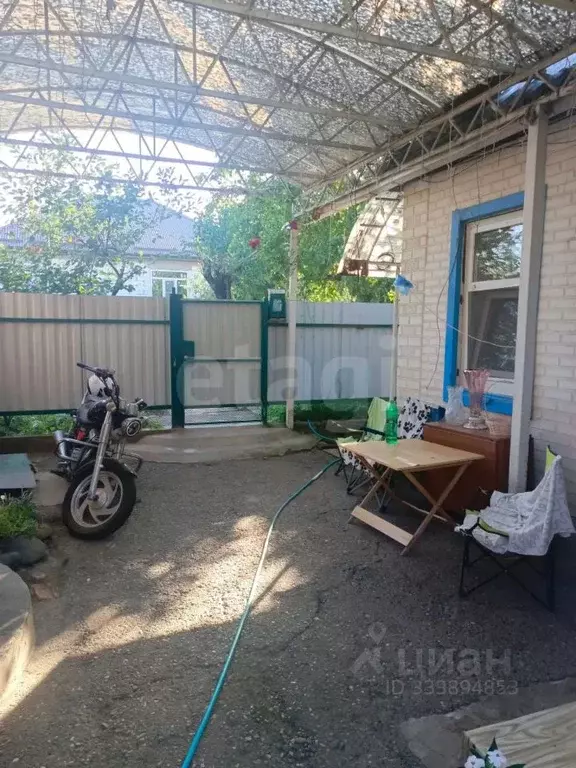Дом в Адыгея, Майкоп городской округ, пос. Западный ул. Дружбы (46 м) - Фото 1